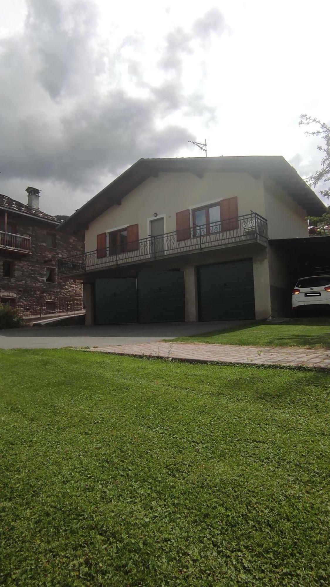 Single House Totally Independet Introd Εξωτερικό φωτογραφία