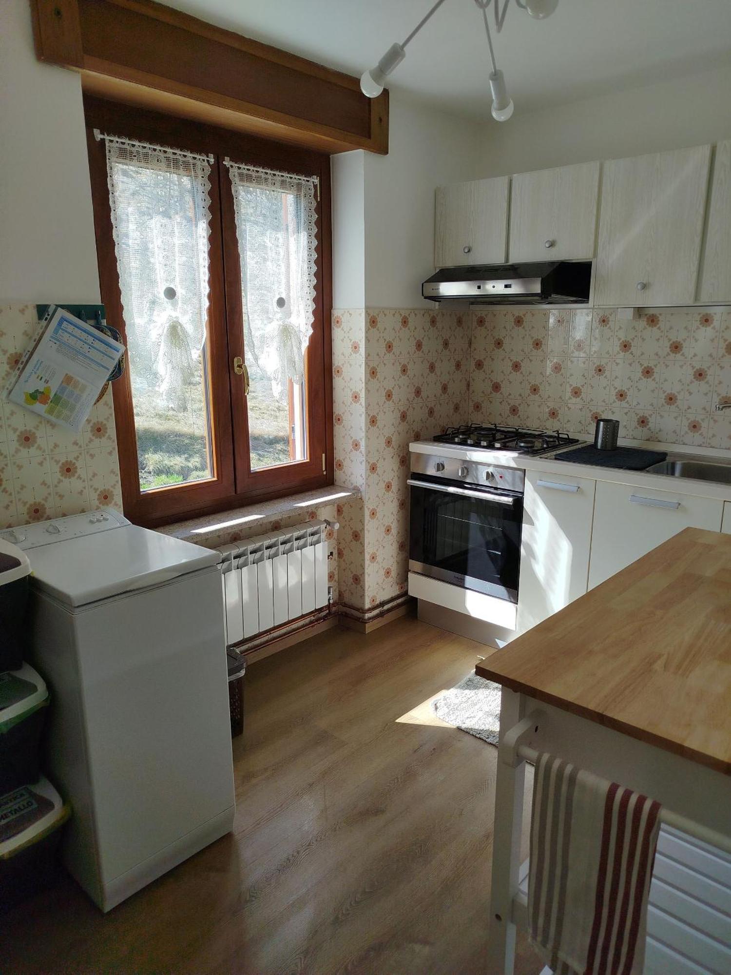 Single House Totally Independet Introd Εξωτερικό φωτογραφία